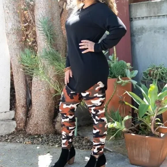 LuLaRoe Super Soft Leggings sz OS 2-10 Geometric Blues Red Yellow Stretchy Comfy - Picture 12 of 14